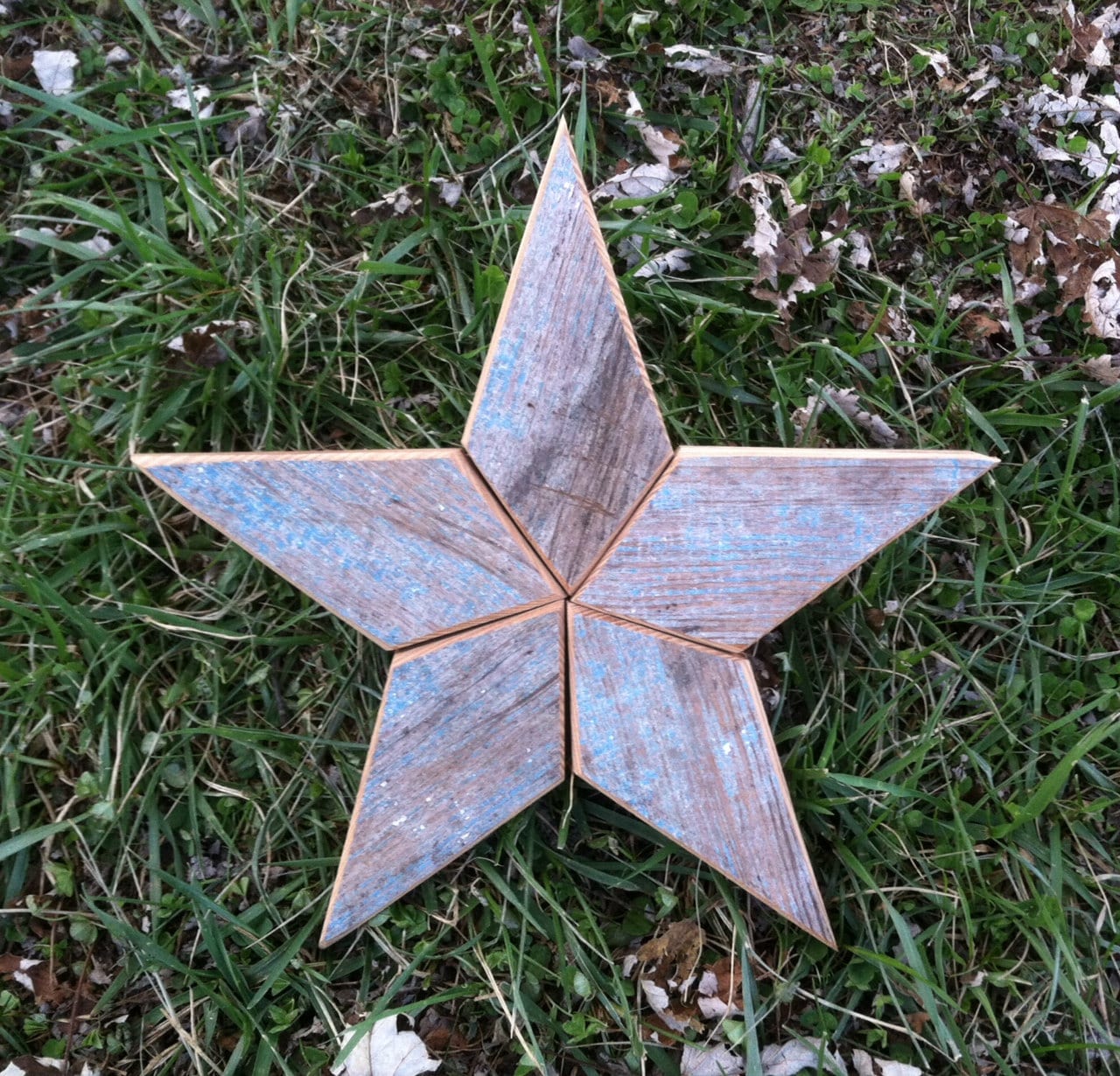 10 Ways To Make A Wood Christmas Tree Star Topper