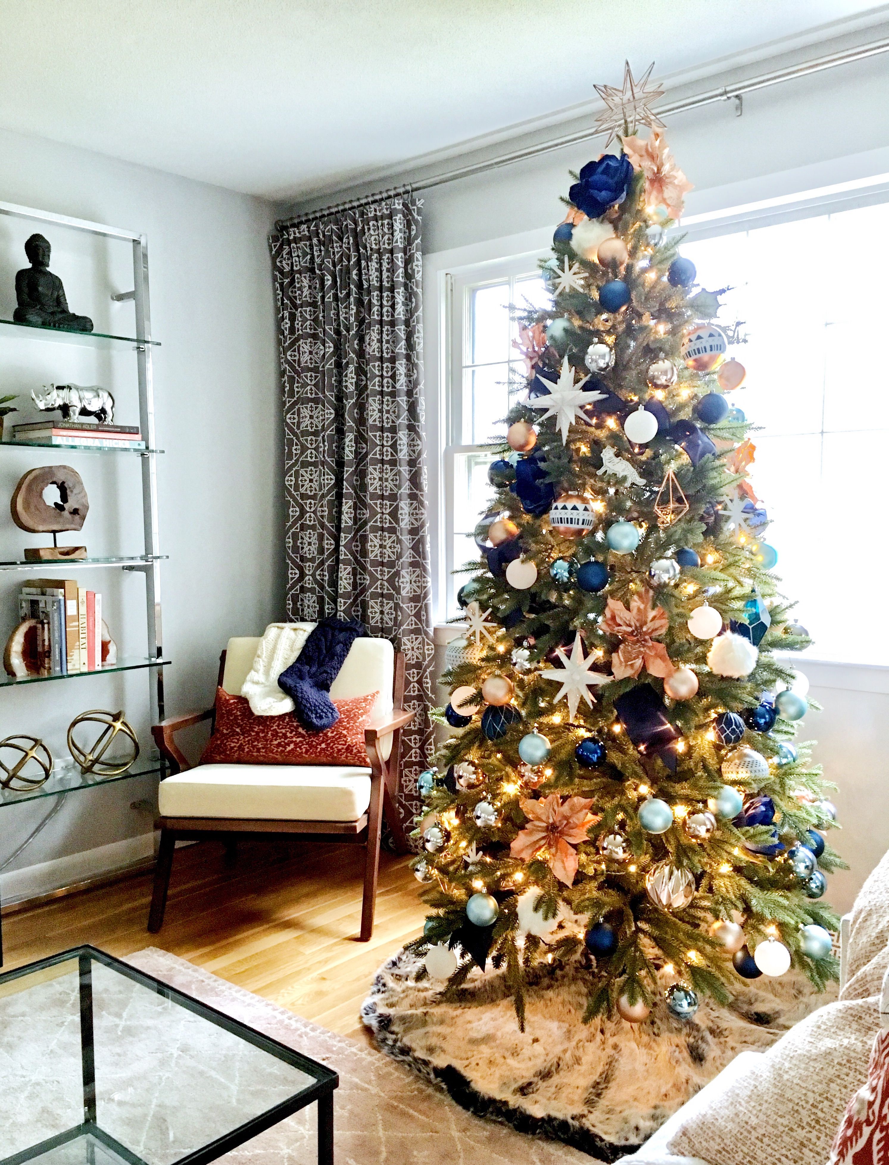 10 Ways To Style A Navy Blue And Red Christmas Tree