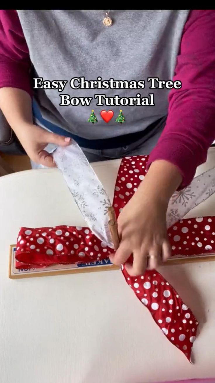 Christmas Tree Bow Tutorial