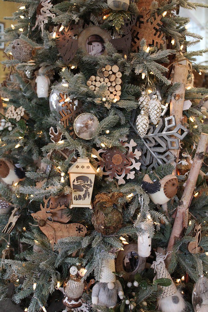 Woodland Christmas Tree Topper Decorating Ideas