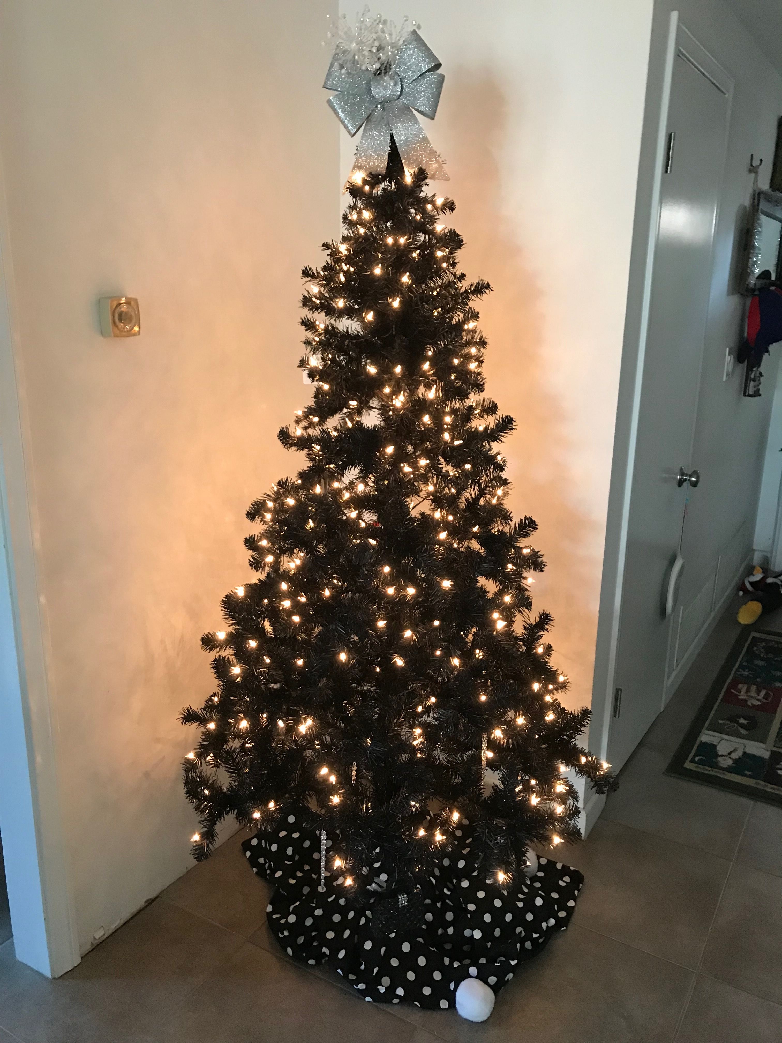 Black Christmas Tree Lights