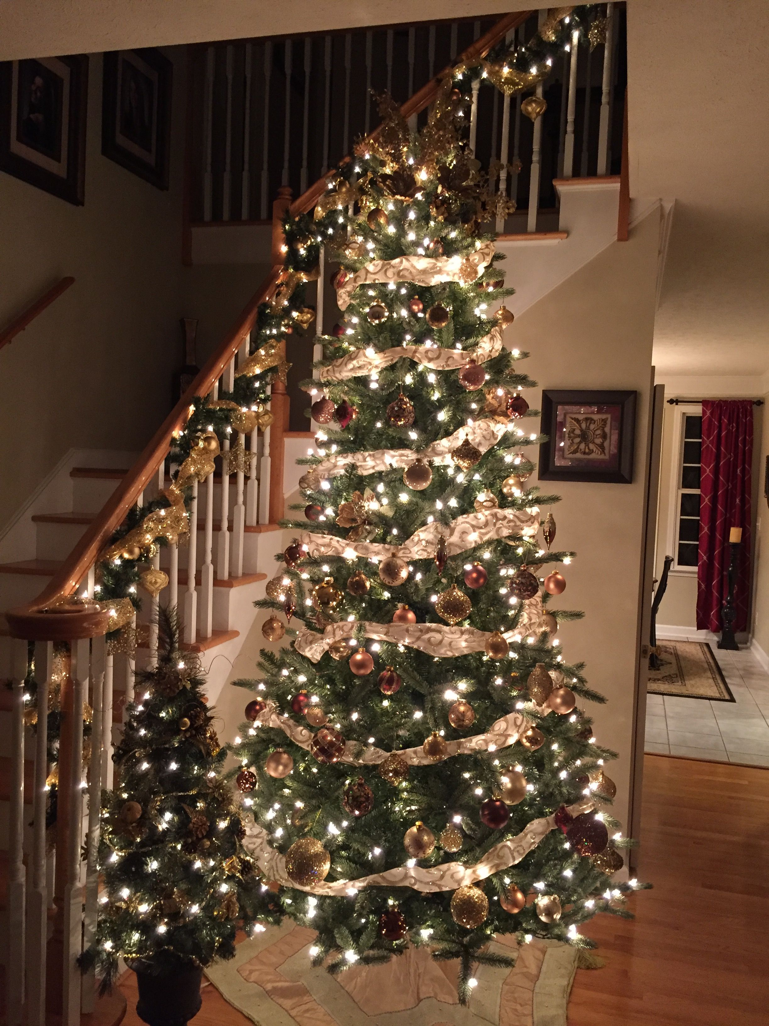 Foyer Christmas Tree Ideas