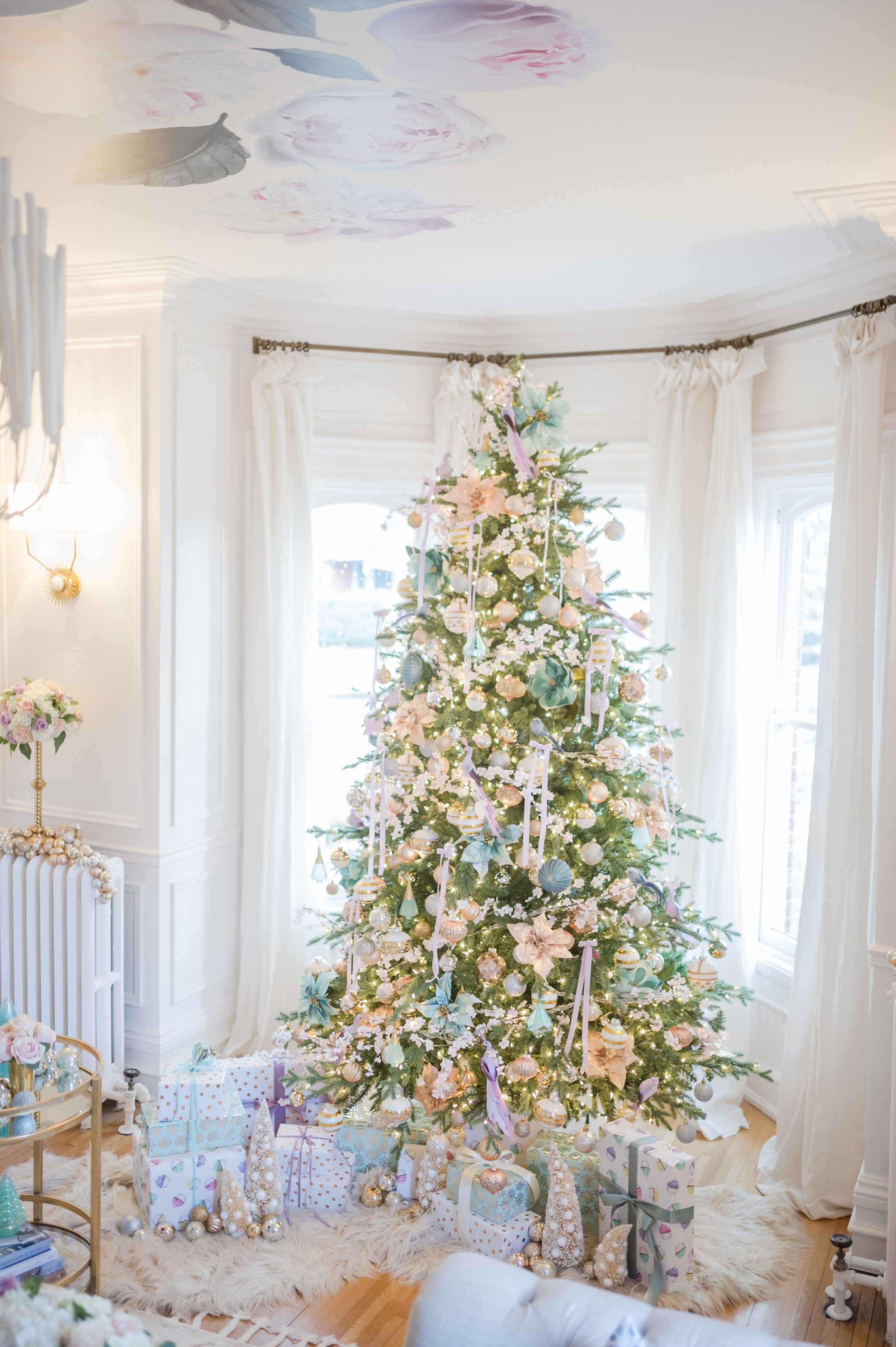 Parisian Christmas Tree Inspiration Ideas