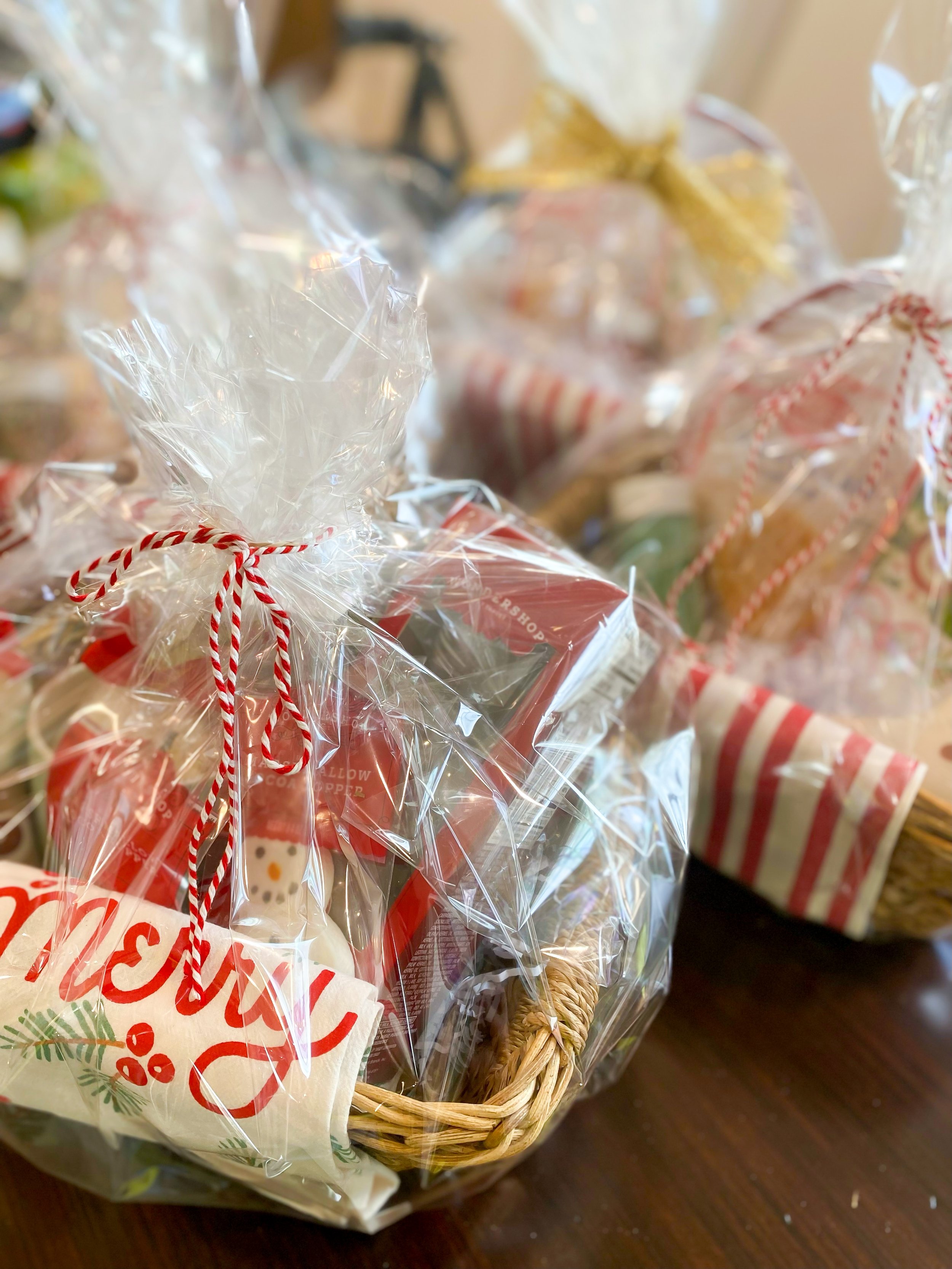 5 Ideas For Christmas Holiday Baskets