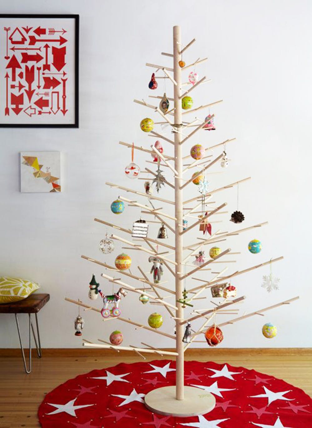 5 Unique No Theme Christmas Tree Ideas