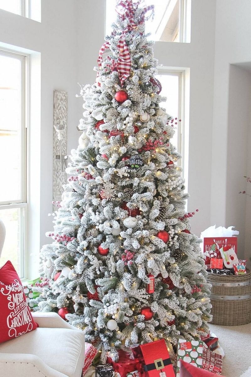 9ft Flocked Christmas Tree Decorating Ideas