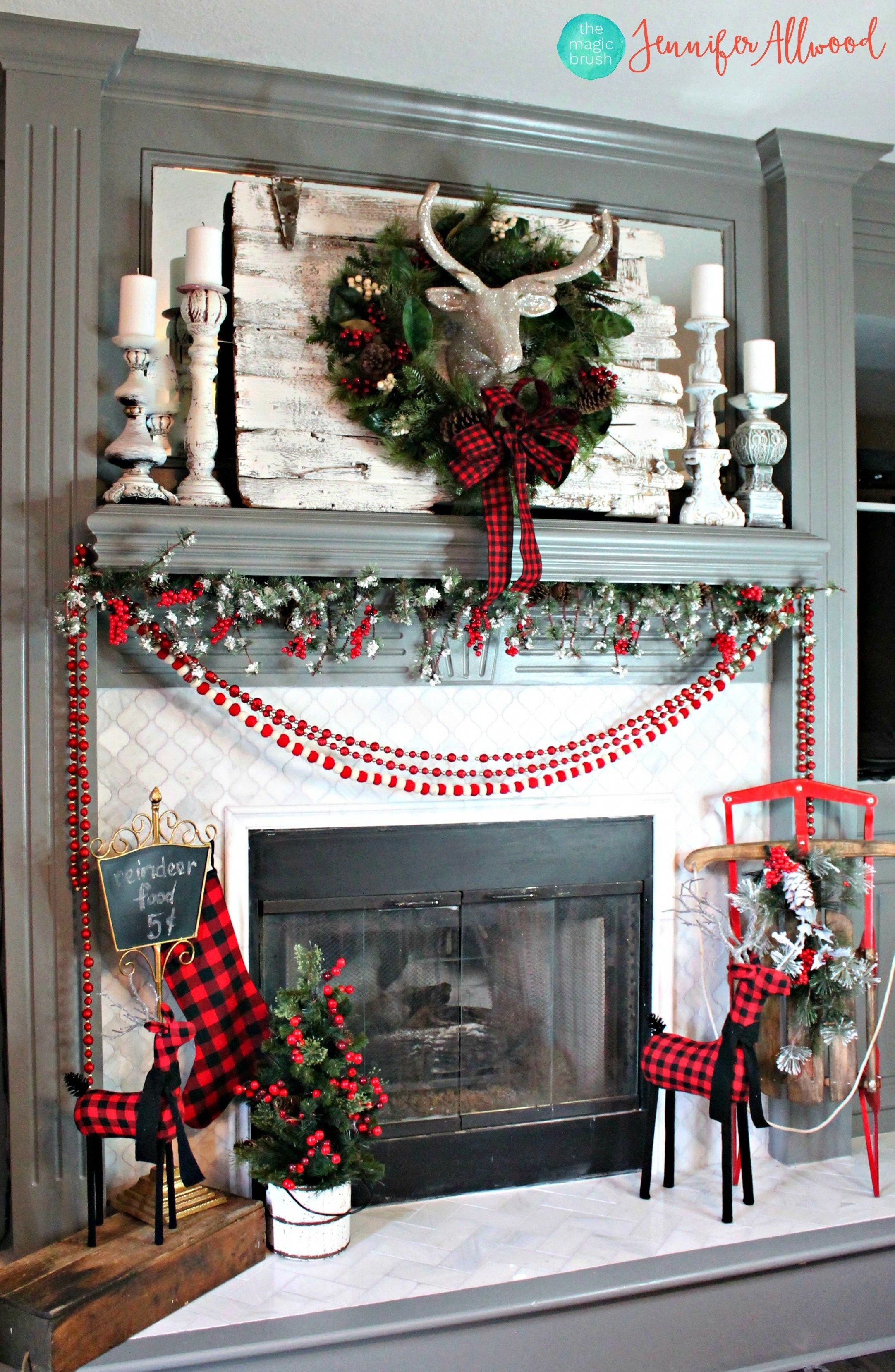 Buffalo Plaid Christmas Decorations