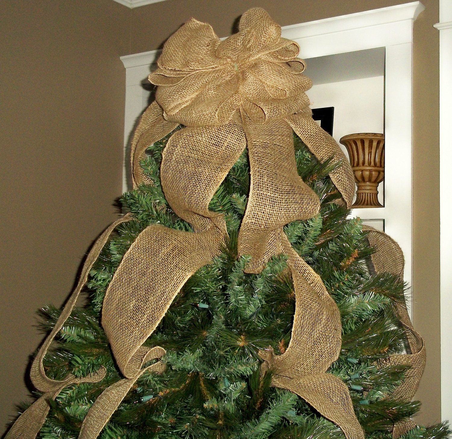 Burlap Christmas Tree Bow Ideas