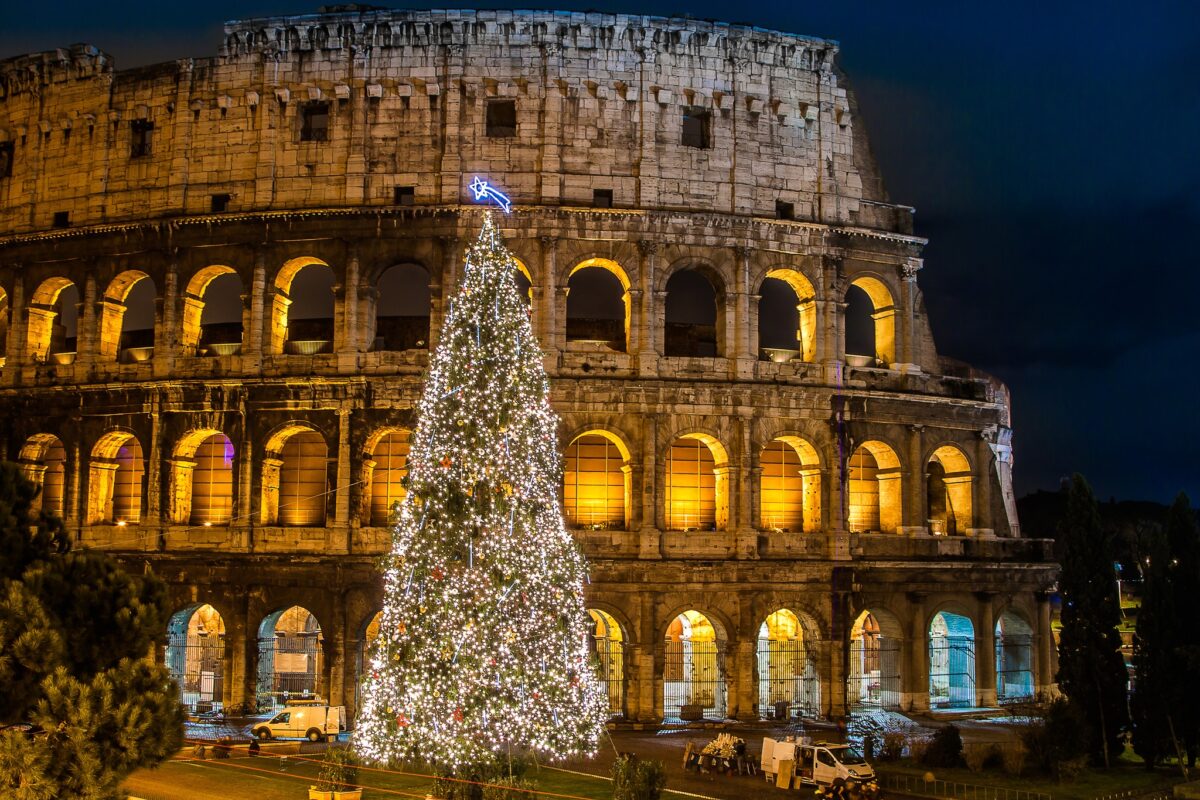 Christmas Destinations in Italy Images