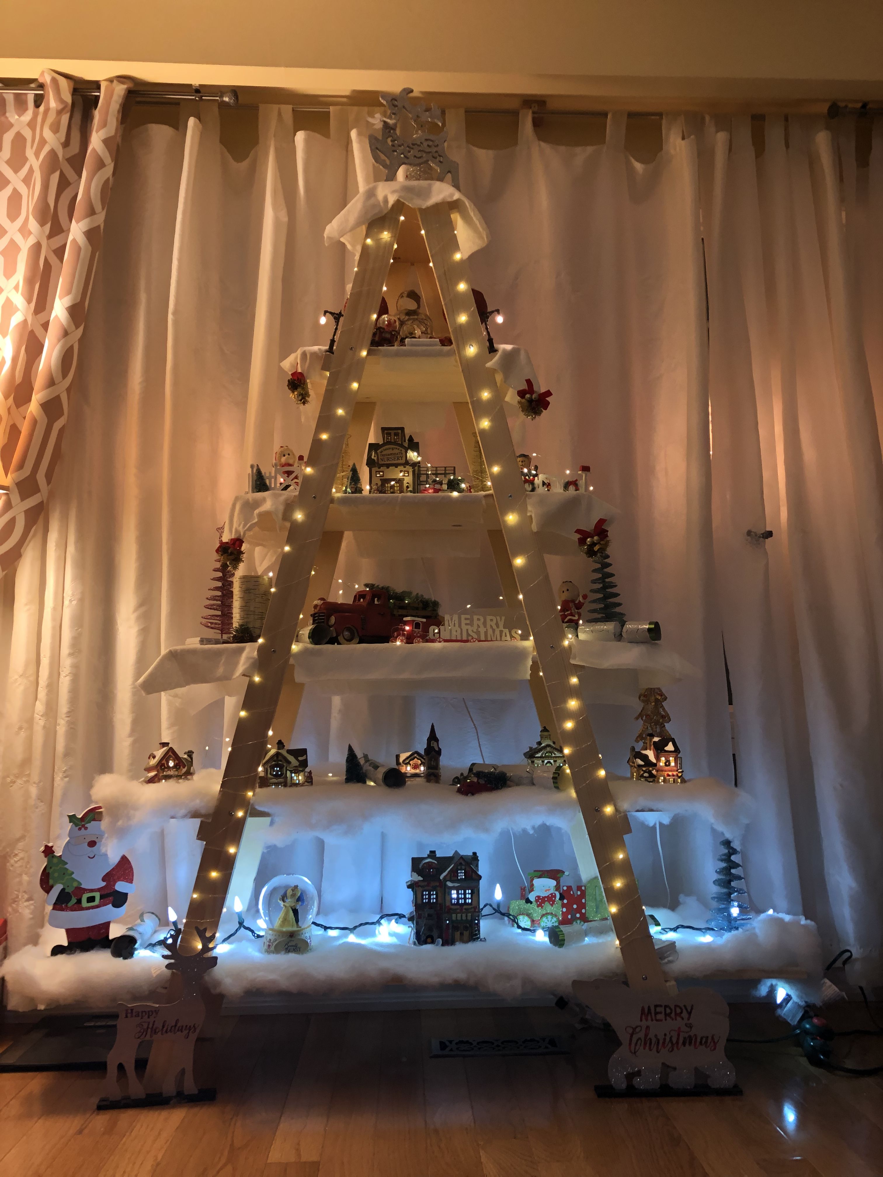 Christmas Tree Centerpiece Ladder