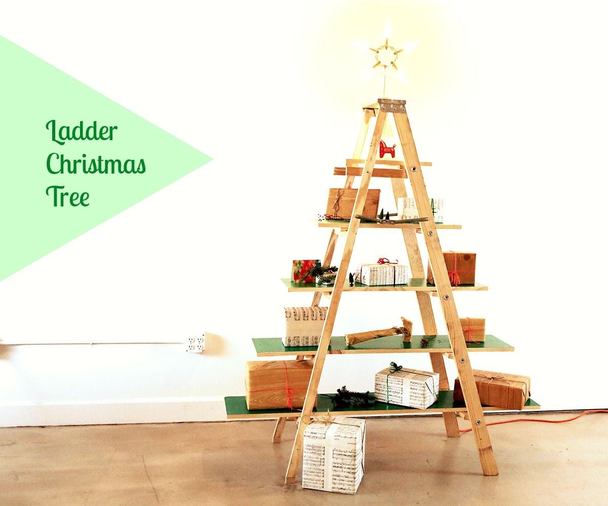 DIY Bookshelf Ladder Christmas Tree