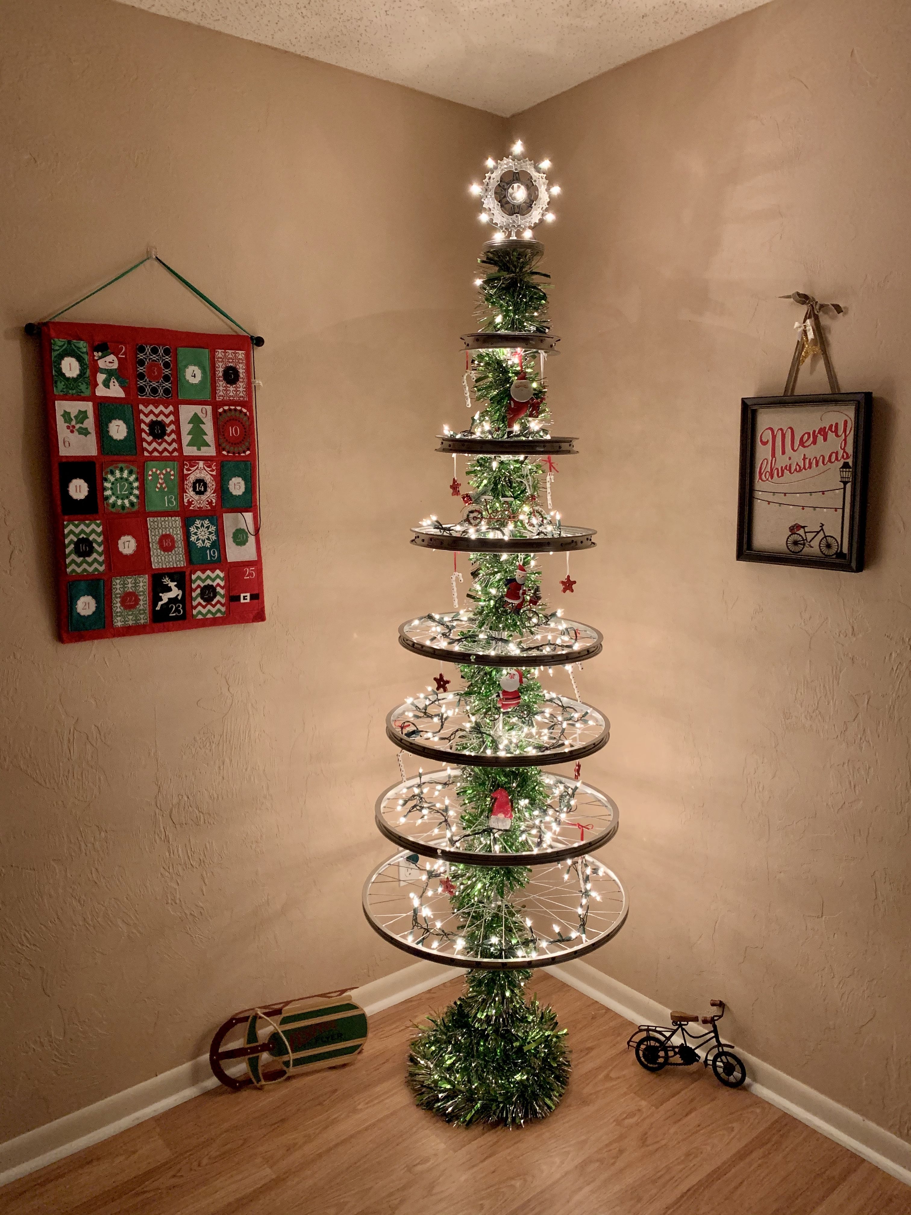 DIY Wheel Christmas Tree