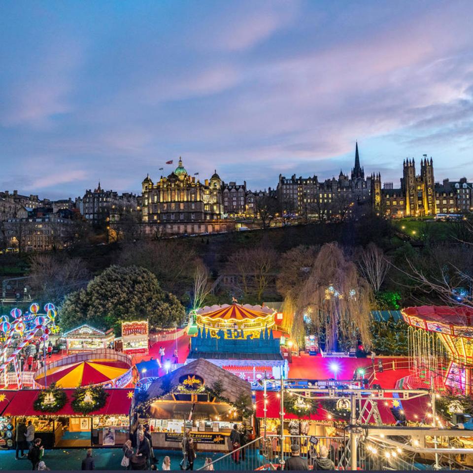 Edinburgh Christmas Market Travel Packages