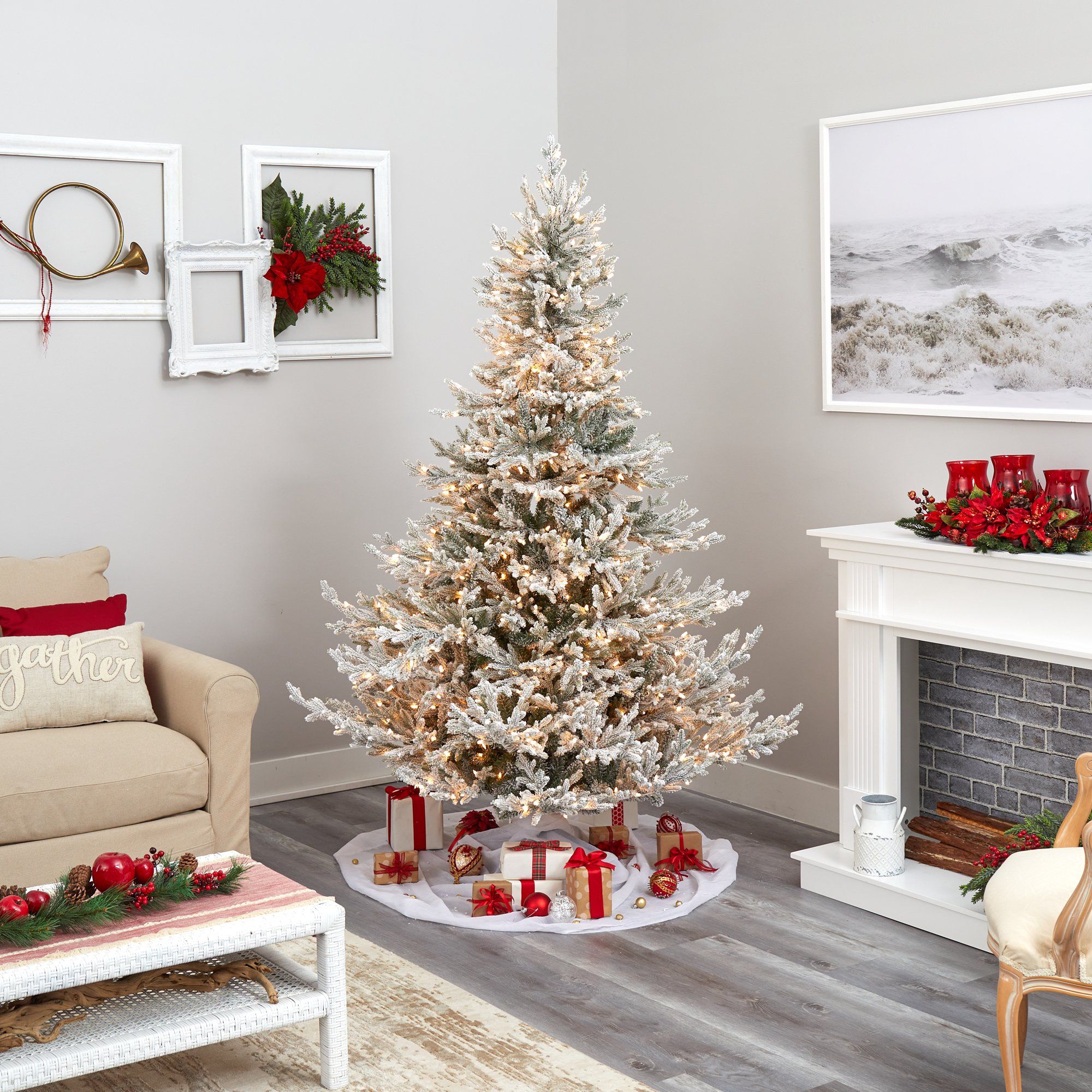 Fraser Flocked Christmas Tree Decorating Ideas