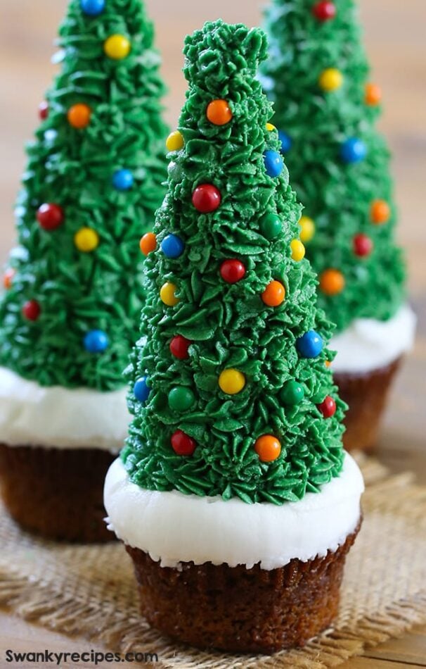 Gingerbread Tree Cupcake