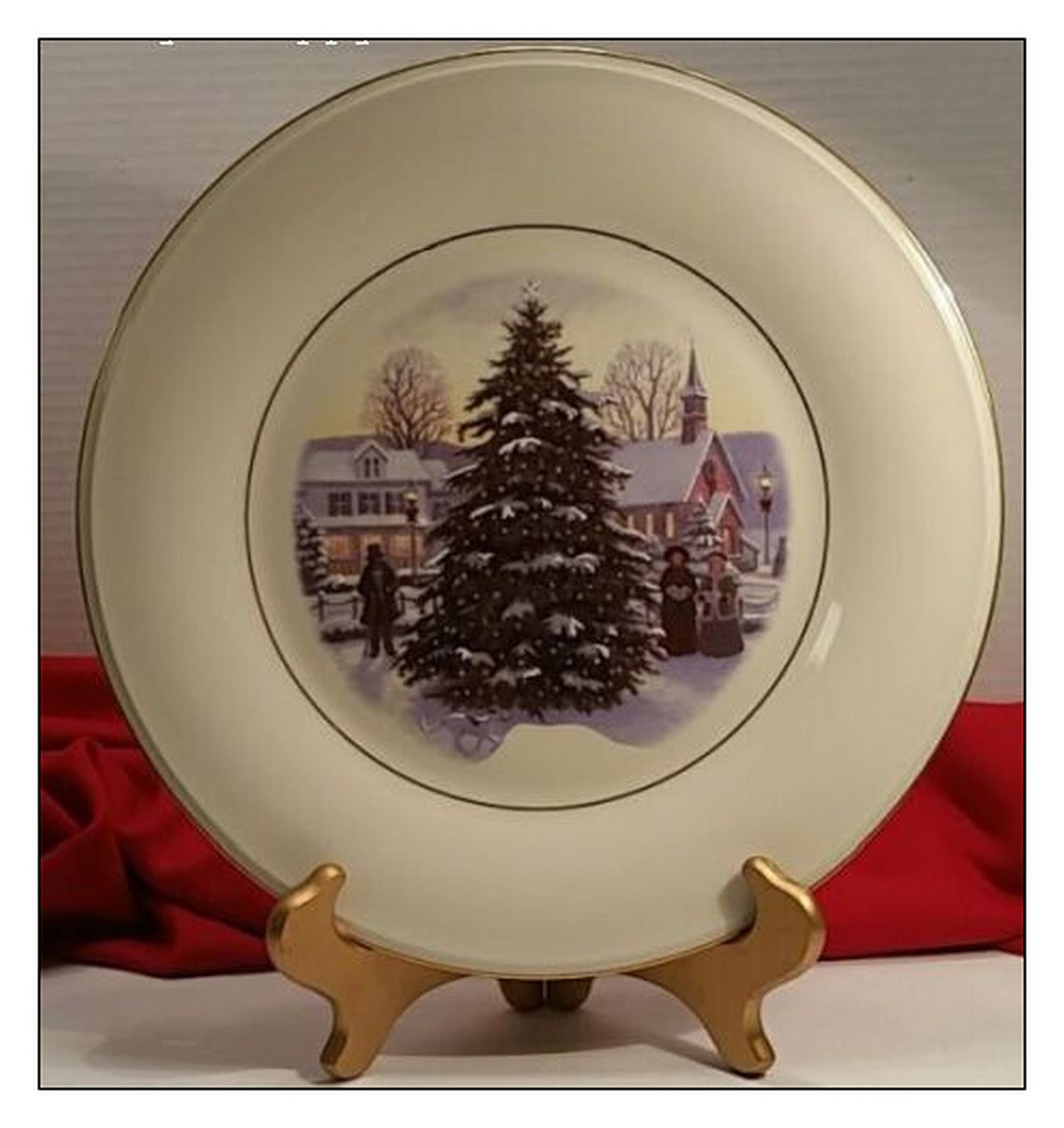 Lenox Christmas Plate Display