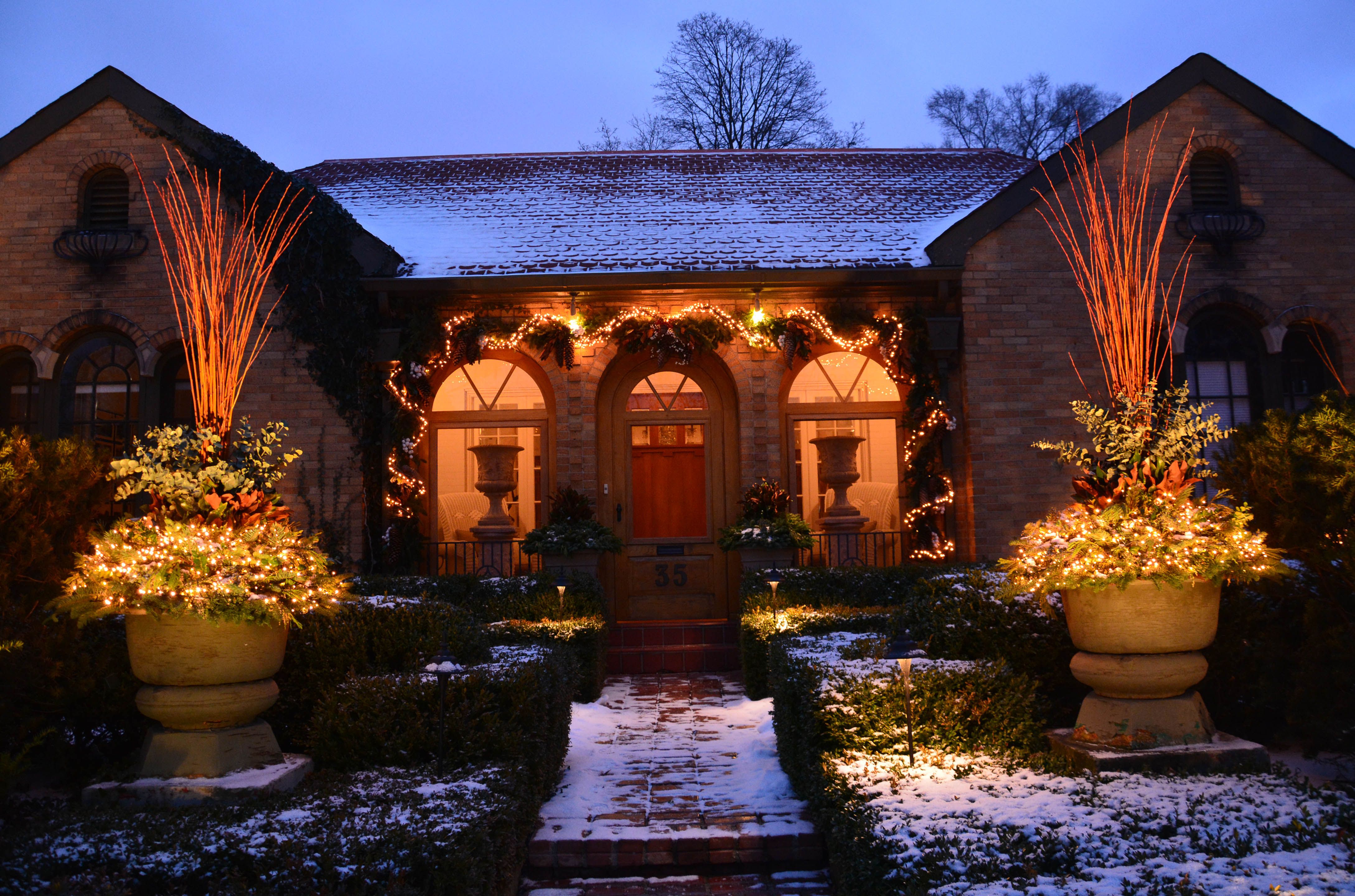 Outdoor Christmas Lighting Ideas