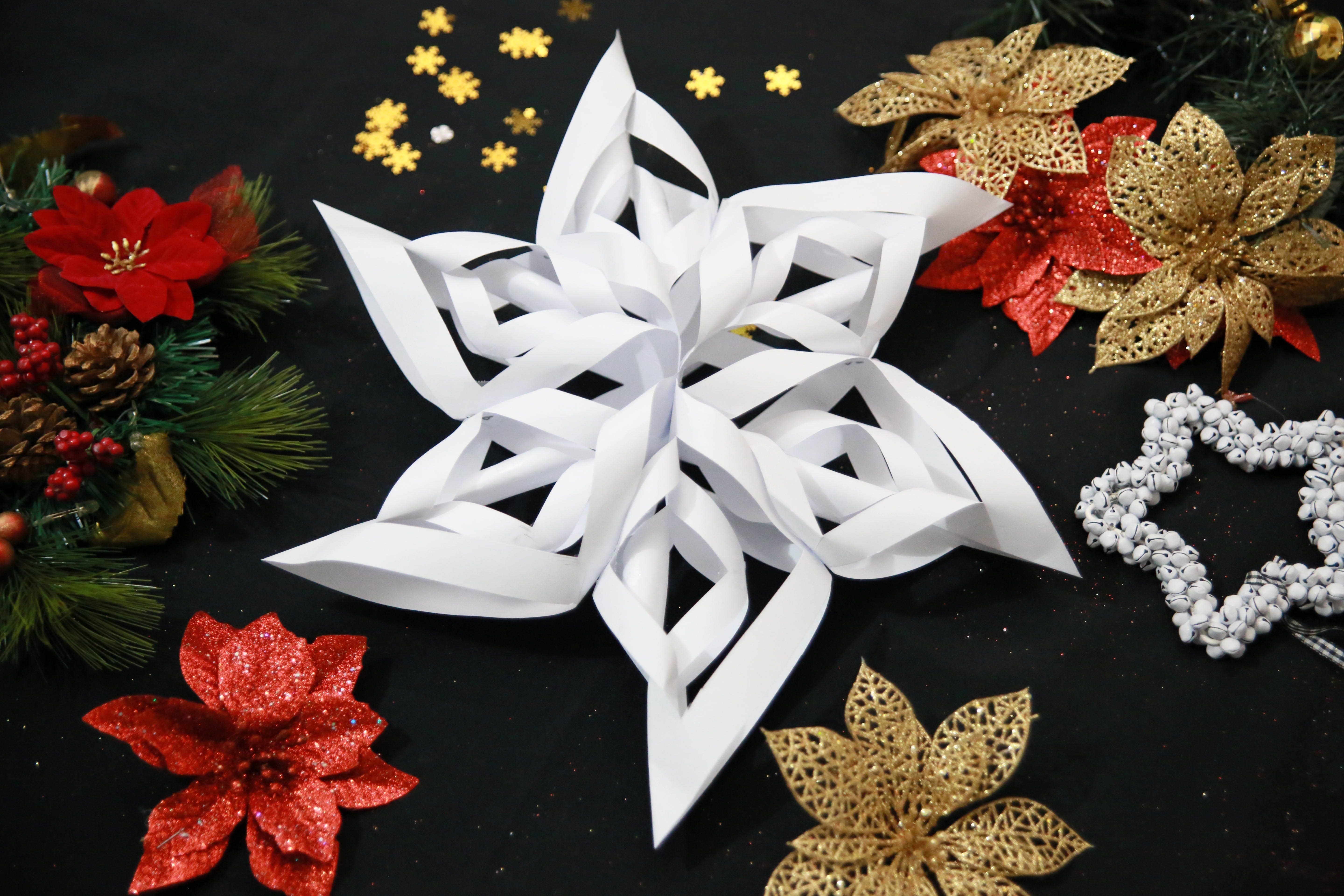 Paper Snowflake Christmas Tree Decorations