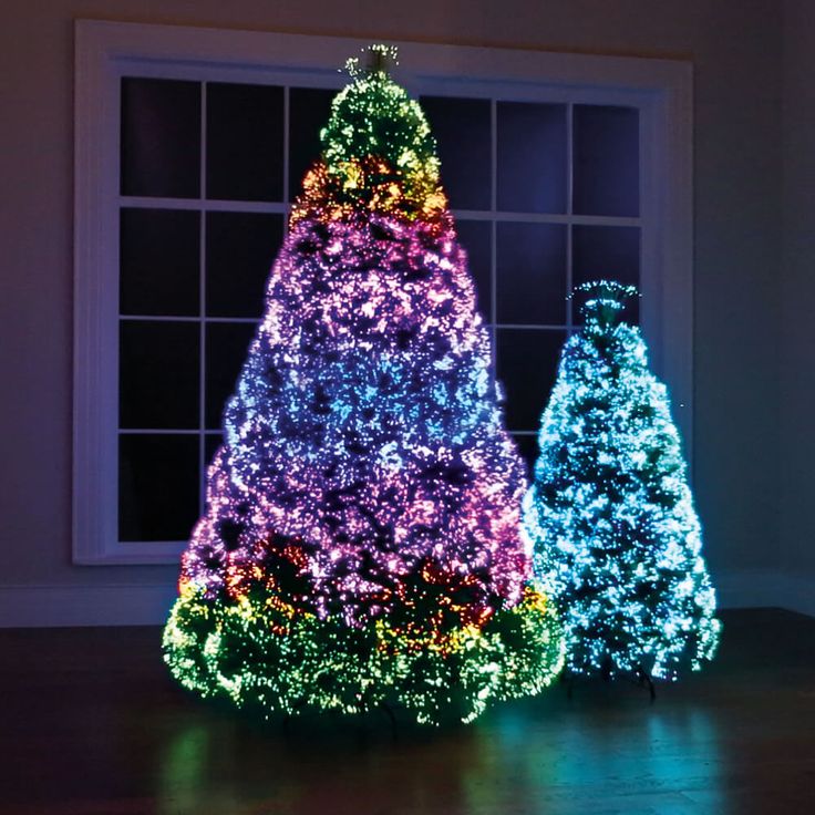 Rainbow Christmas Tree Lighting Designs