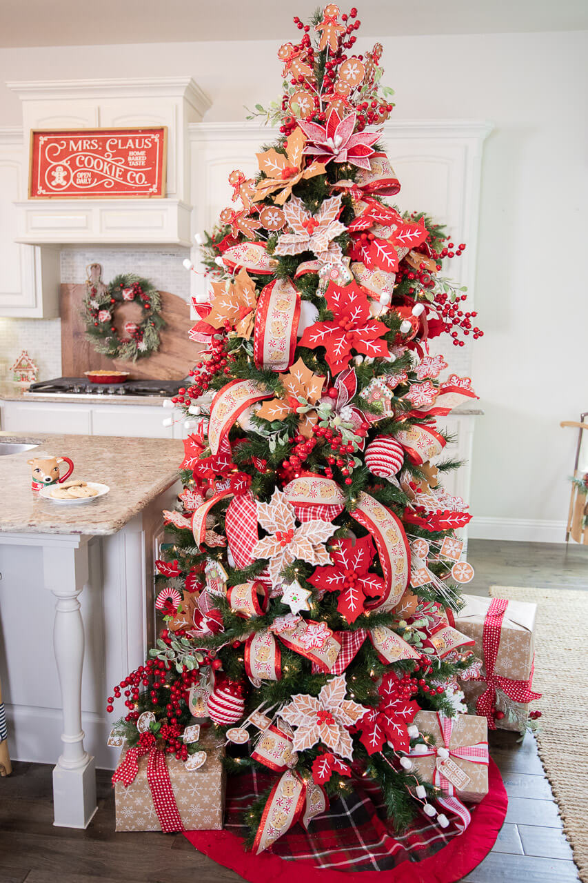 Red and White Christmas Tree