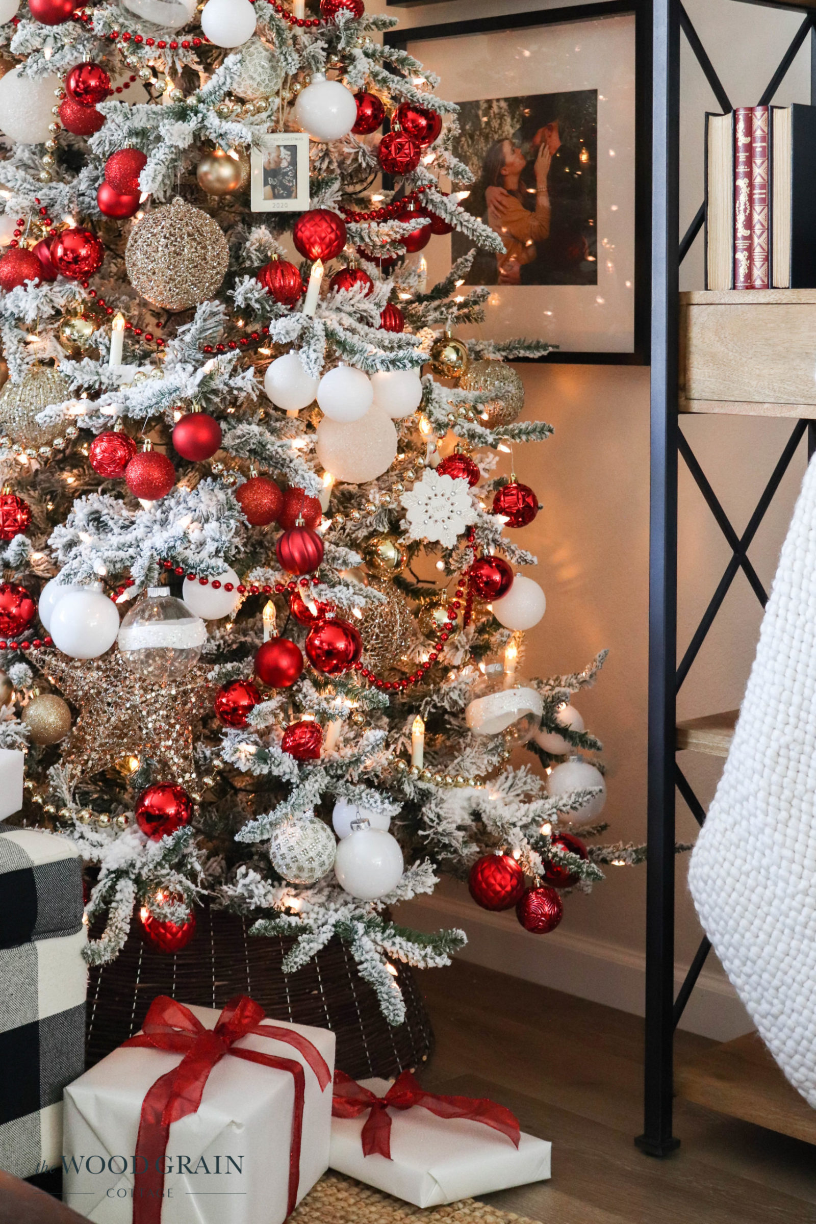 Red Gold White Christmas Tree Ideas