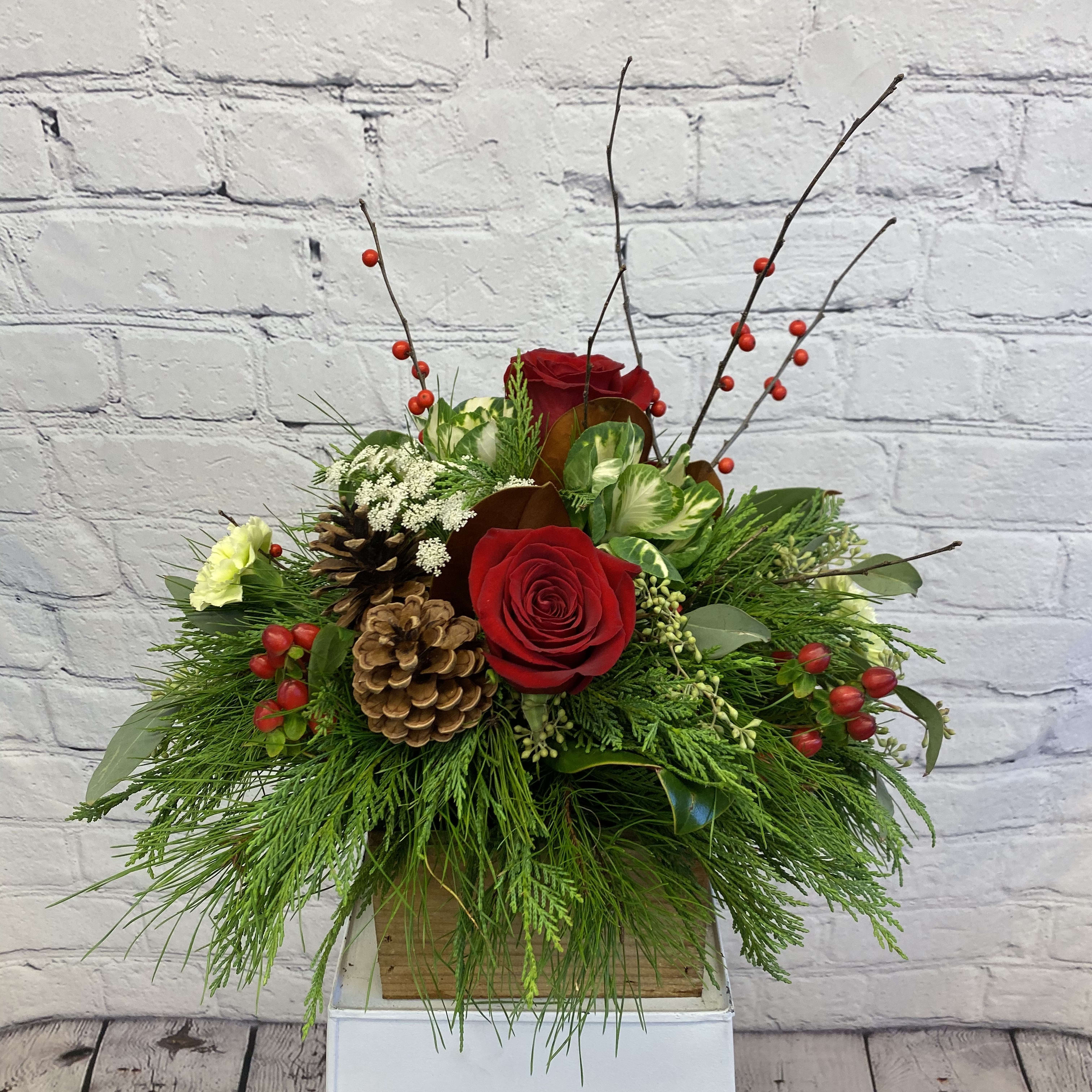 Rustic Christmas Centerpiece