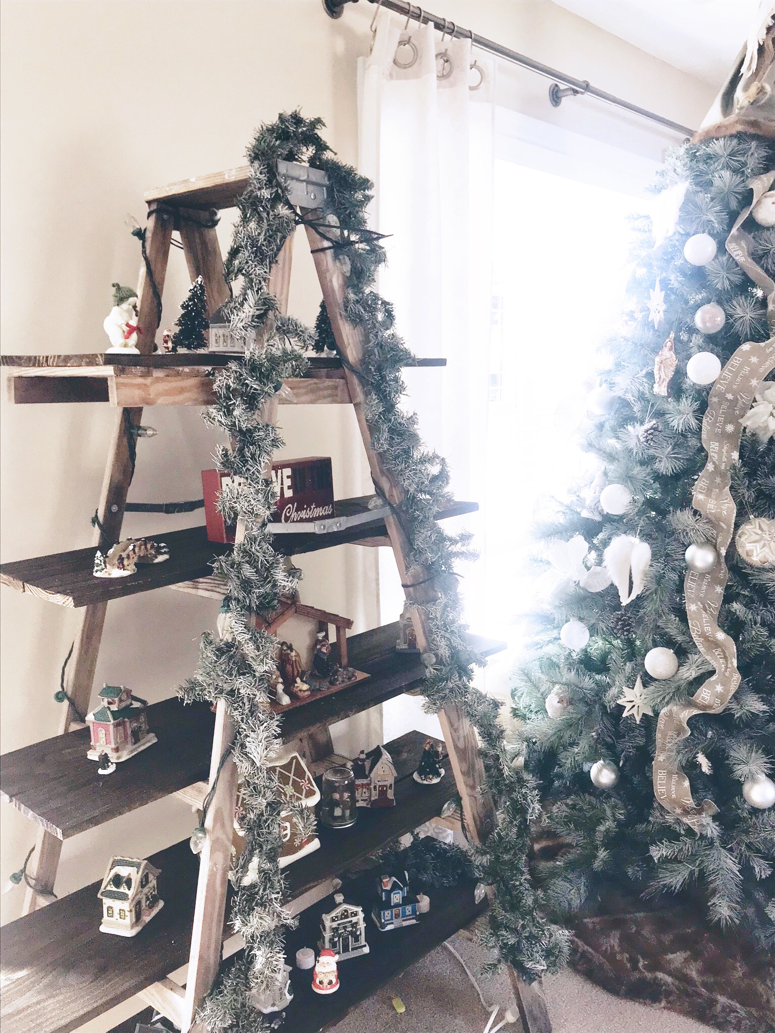 Rustic Metal Ladder Christmas Tree