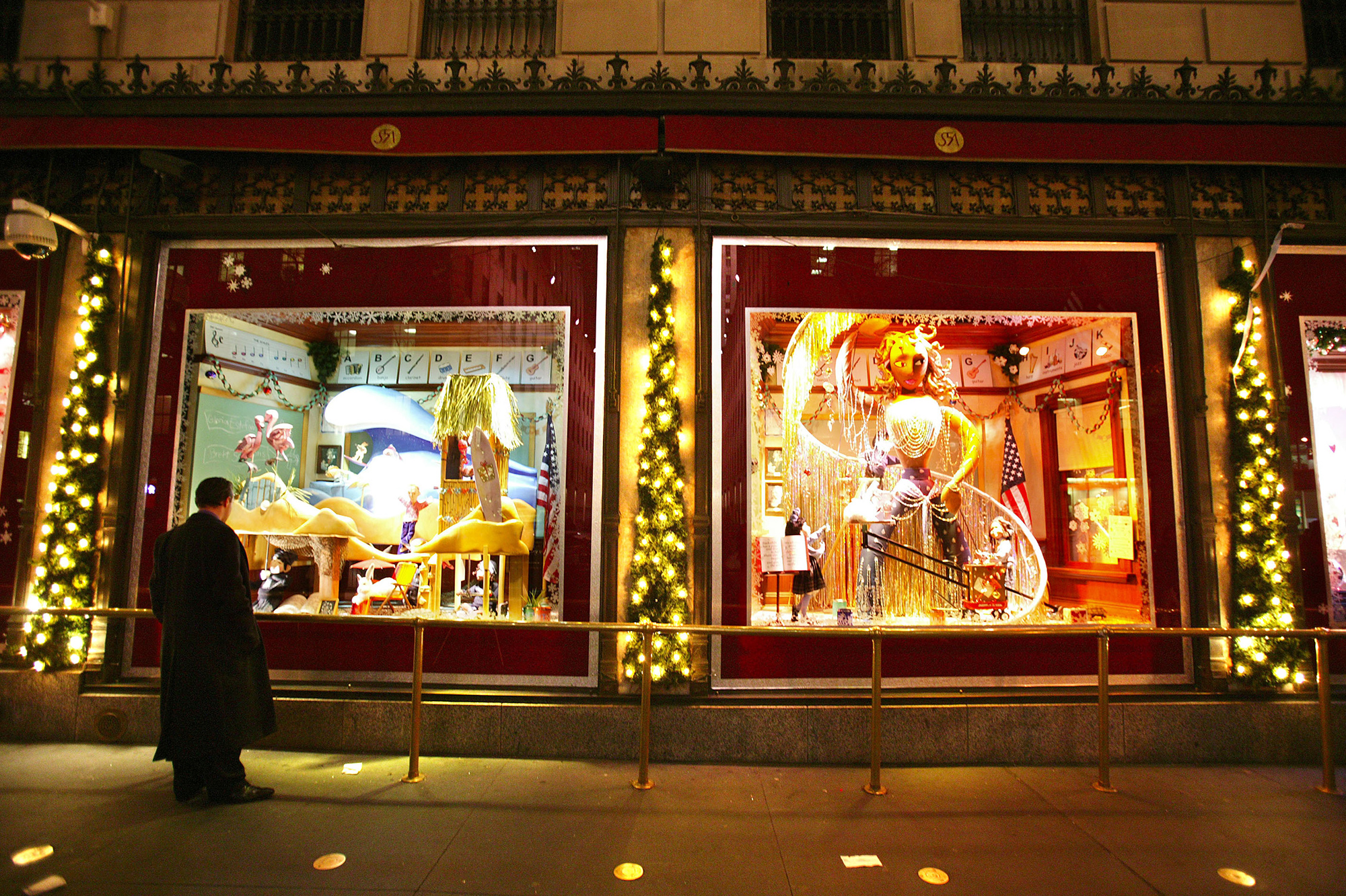 Saks Fifth Avenue Holiday Window Display