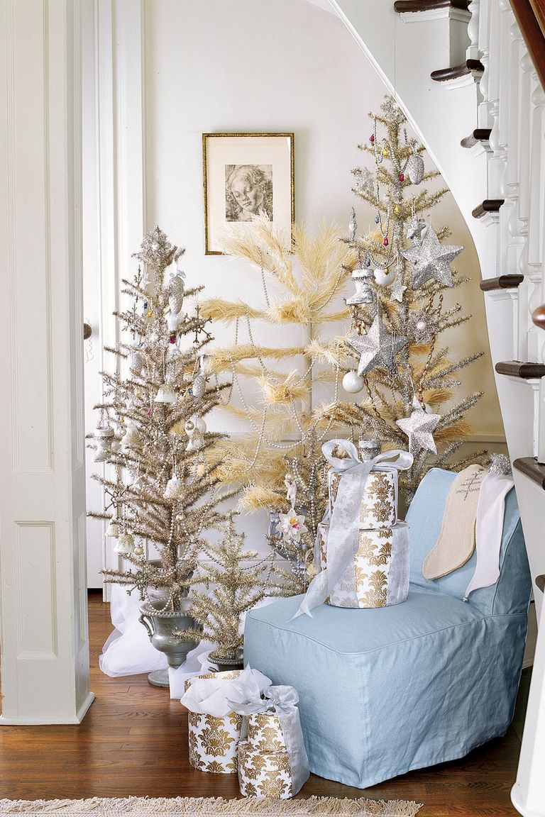 Small Christmas Tree Decor Ideas