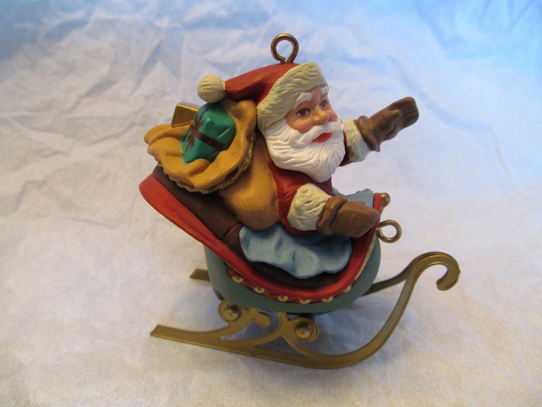 Vintage Christmas sleigh collectibles