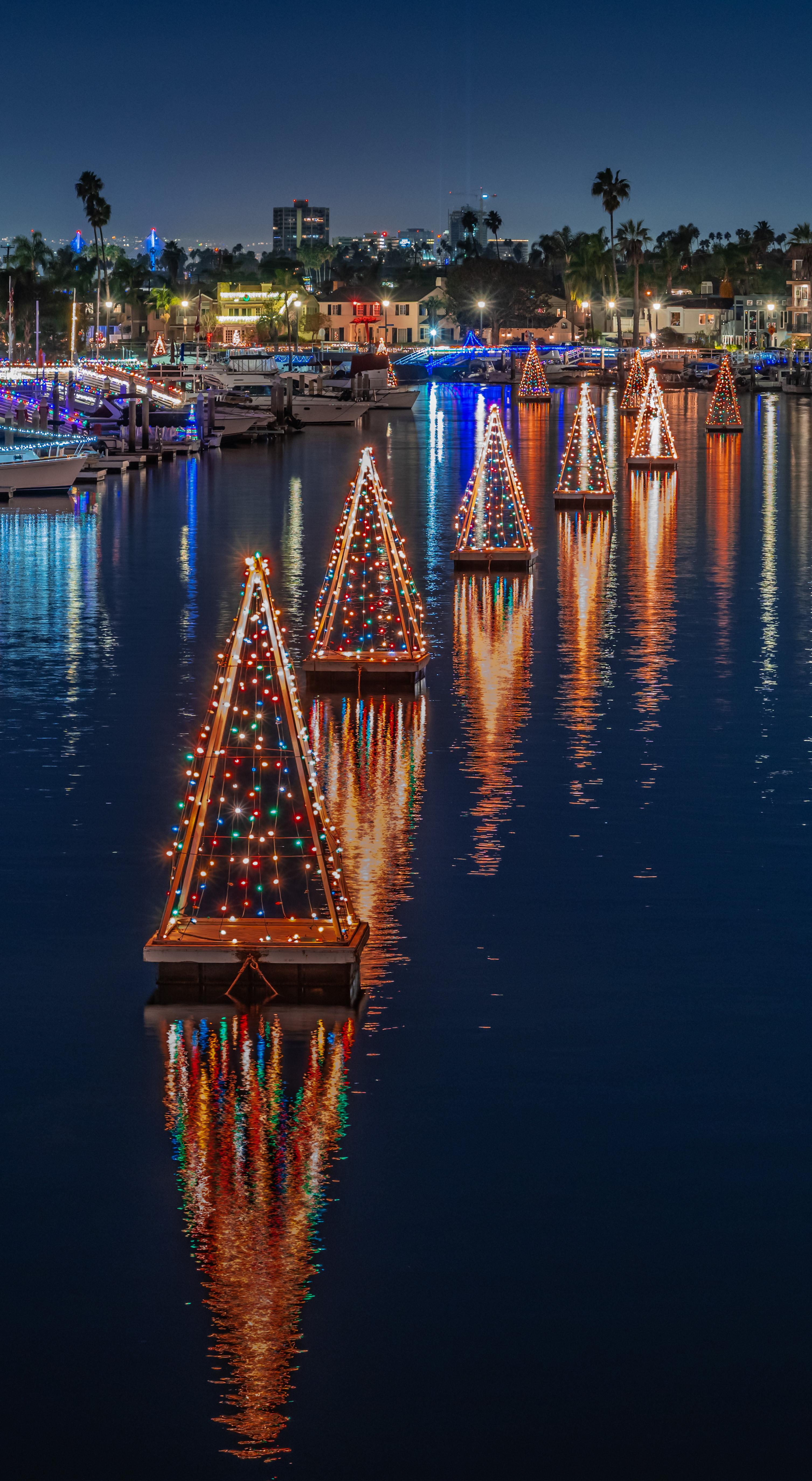 Christmas By The Bay