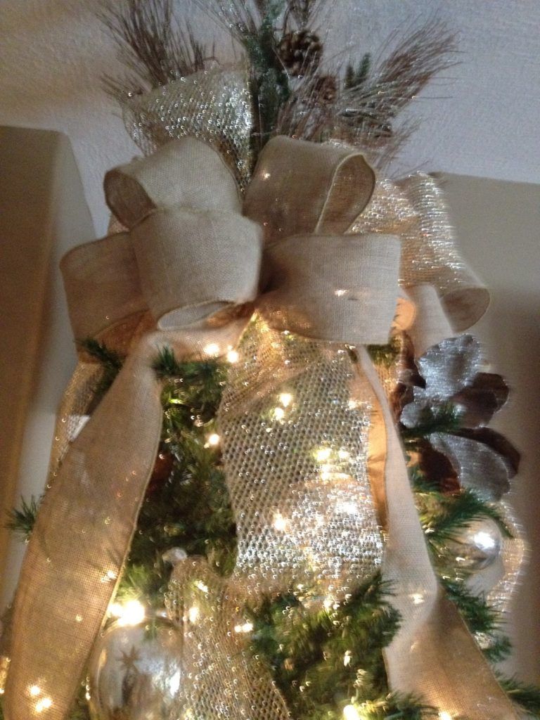 Christmas Tree Burlap Bow Ideas