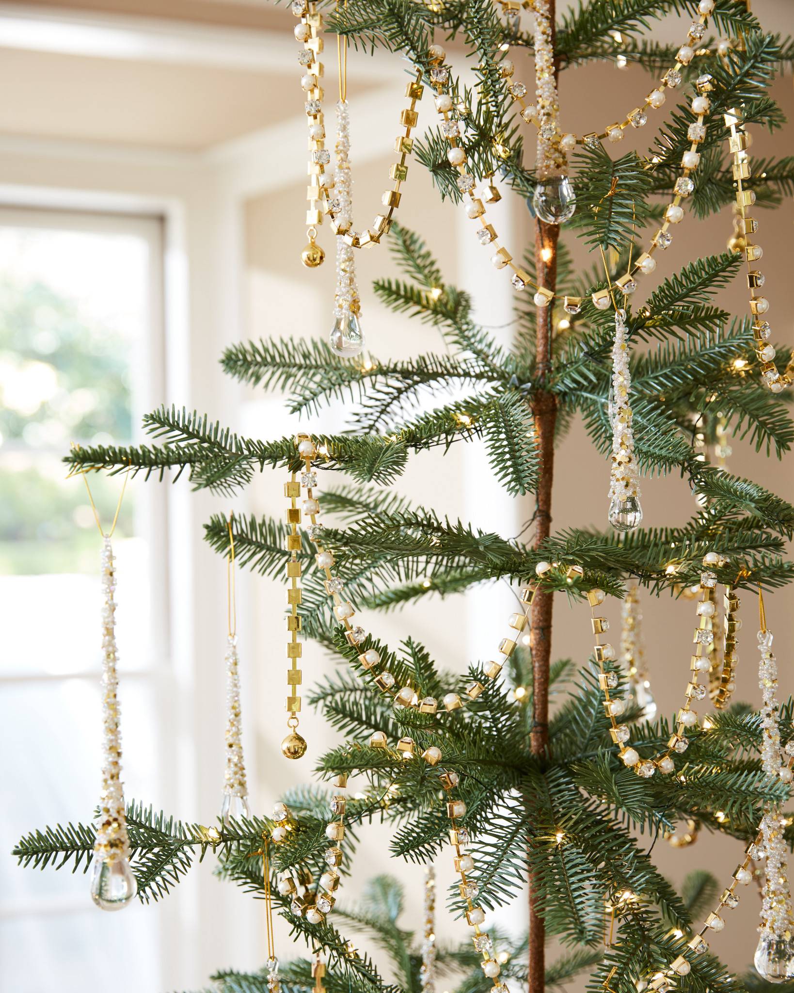 Sparkling Christmas Tree Crystal Garland Ideas